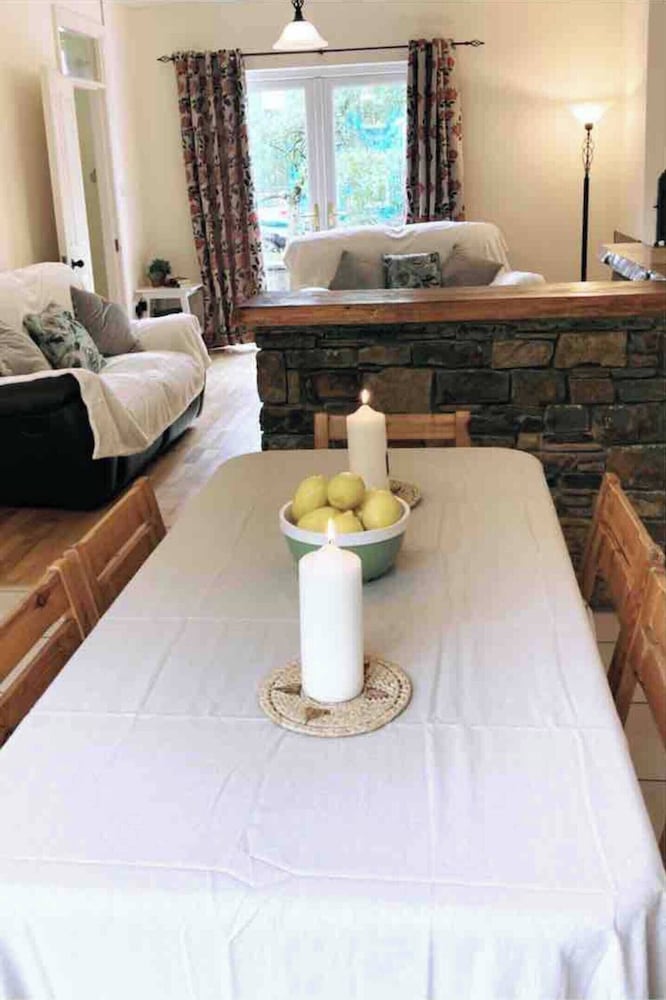 Molaga Street Retreat - 3 Bedroom House