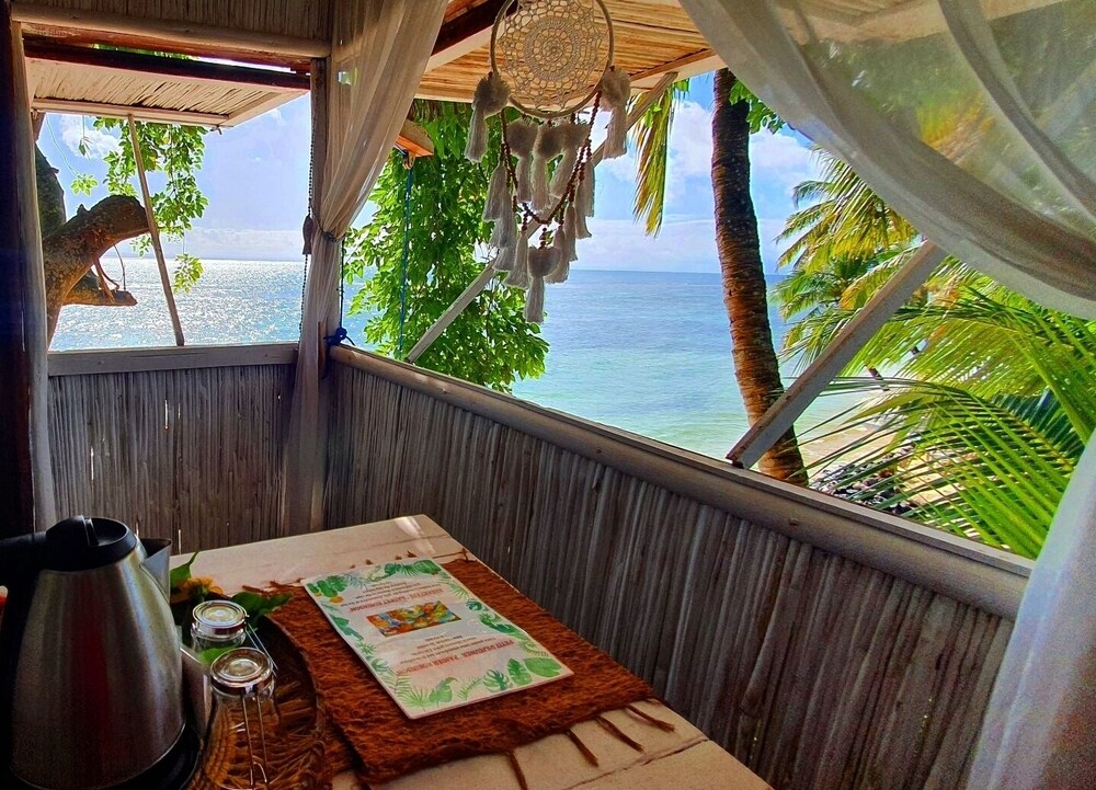 Ravoraha Ecolodge