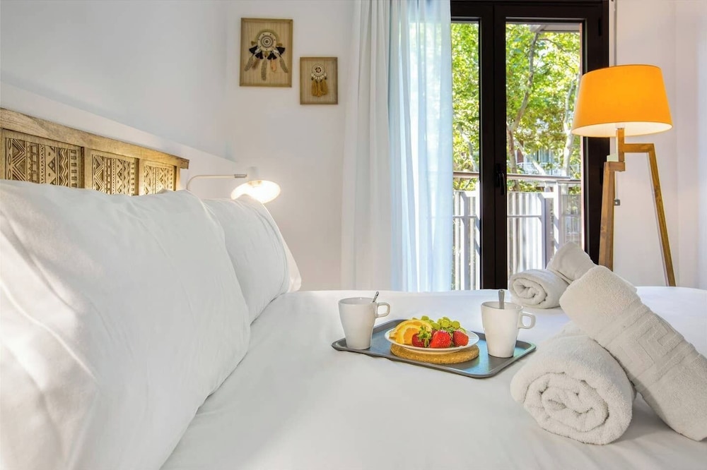 Stay U-nique Apartments Fabra i Puig