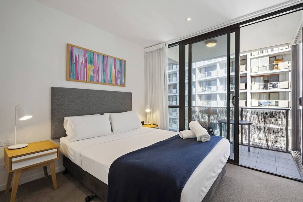 Avani 906 Central Broadbeach