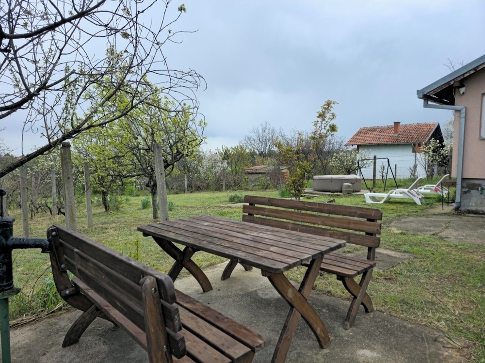 Vila Nera Banstol Cottage