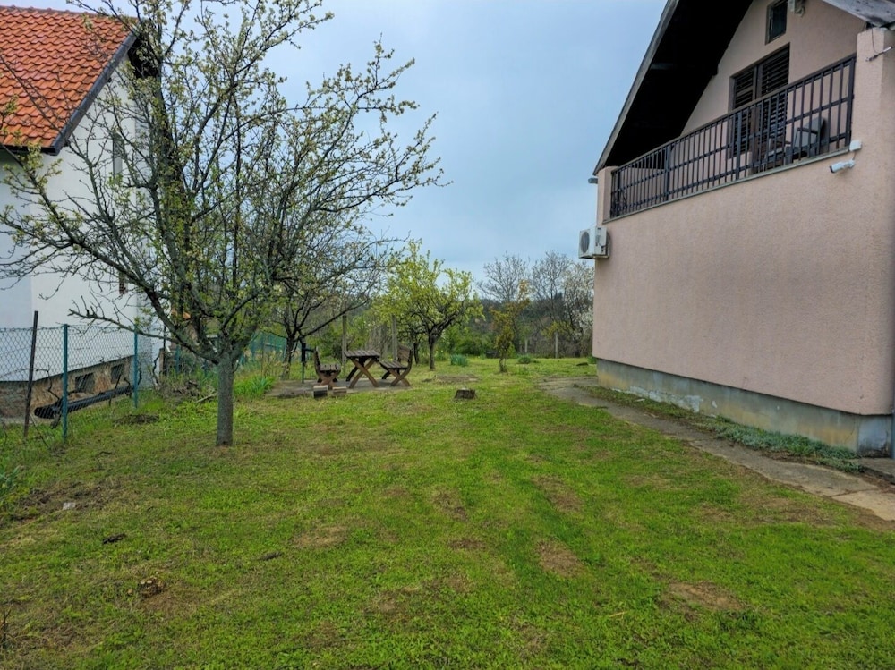 Vila Nera Banstol Cottage