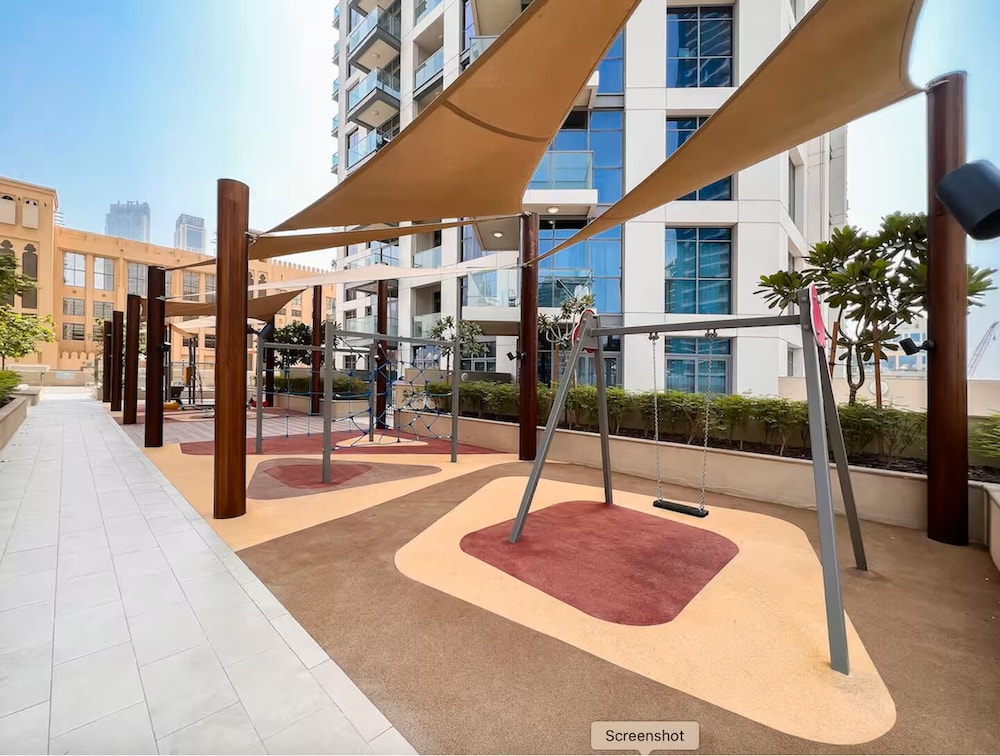 Vogue Downtown near Dubai Mall & Burj