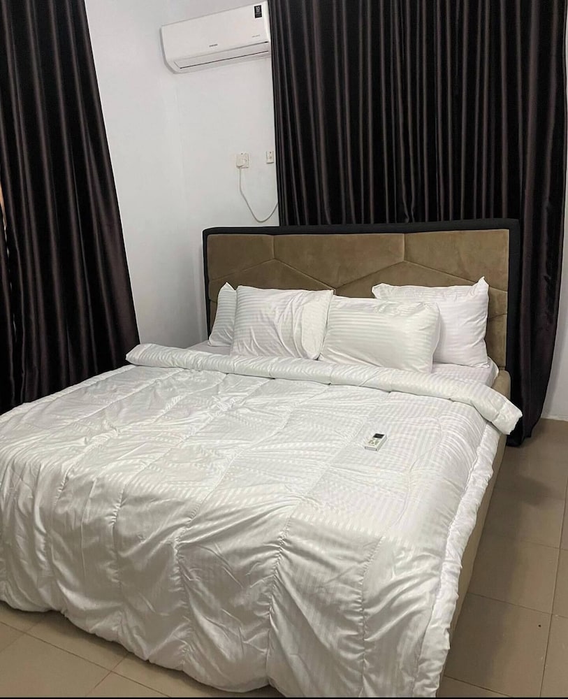 Mic - Della Apartment