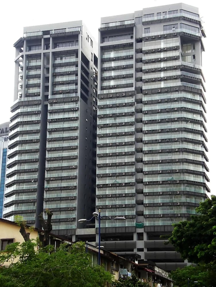 Modern 2BR Fairlane, Bkt Bintang Pavilion Lot 10