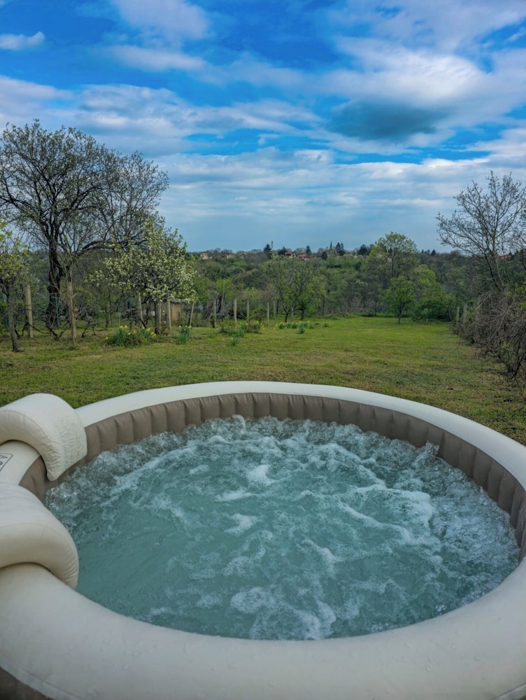 Vila Nera Banstol Cottage