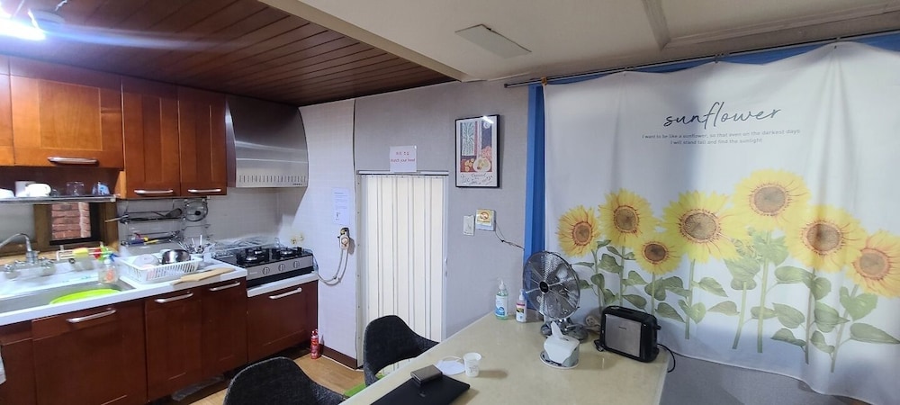 Apple Tree Guest house