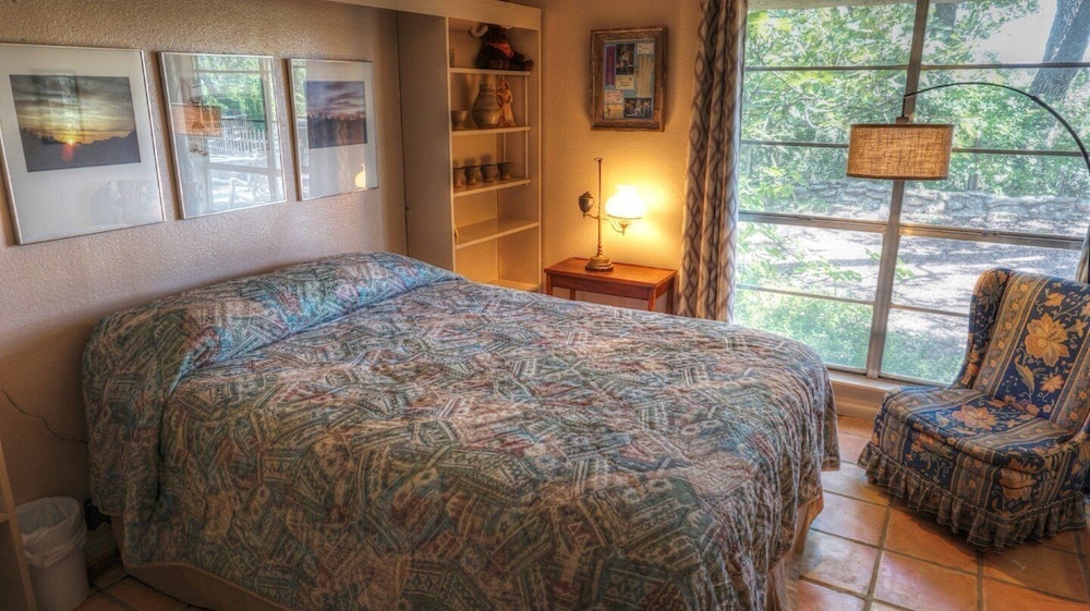 Bluebird Hill And Star Suite 5 Bedroom Home