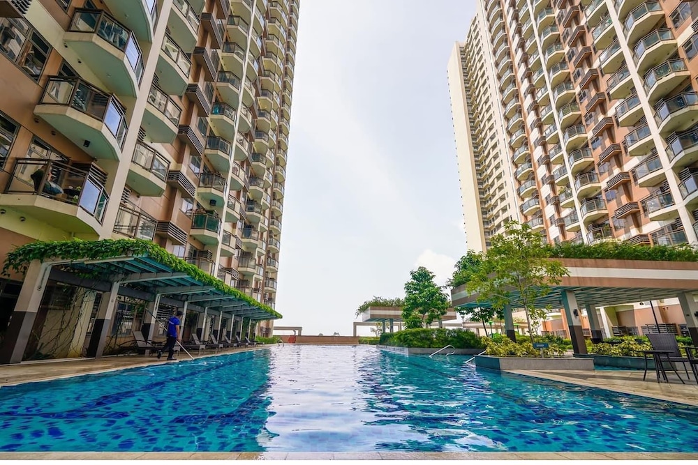 The Radiance Manila Bay