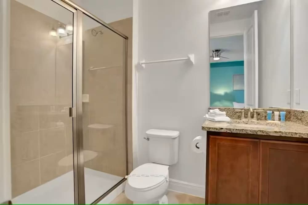 Encore Swanky
