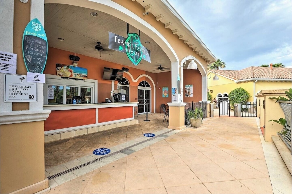Family 4BR Home w/ Resort Pool Near Disney