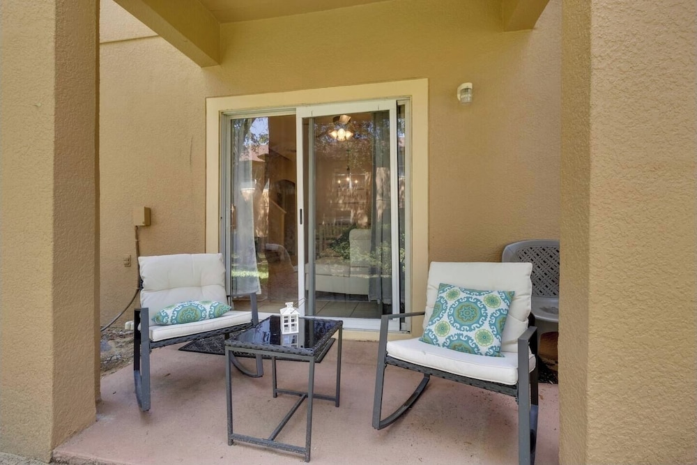 Family 4BR Home w/ Resort Pool Near Disney
