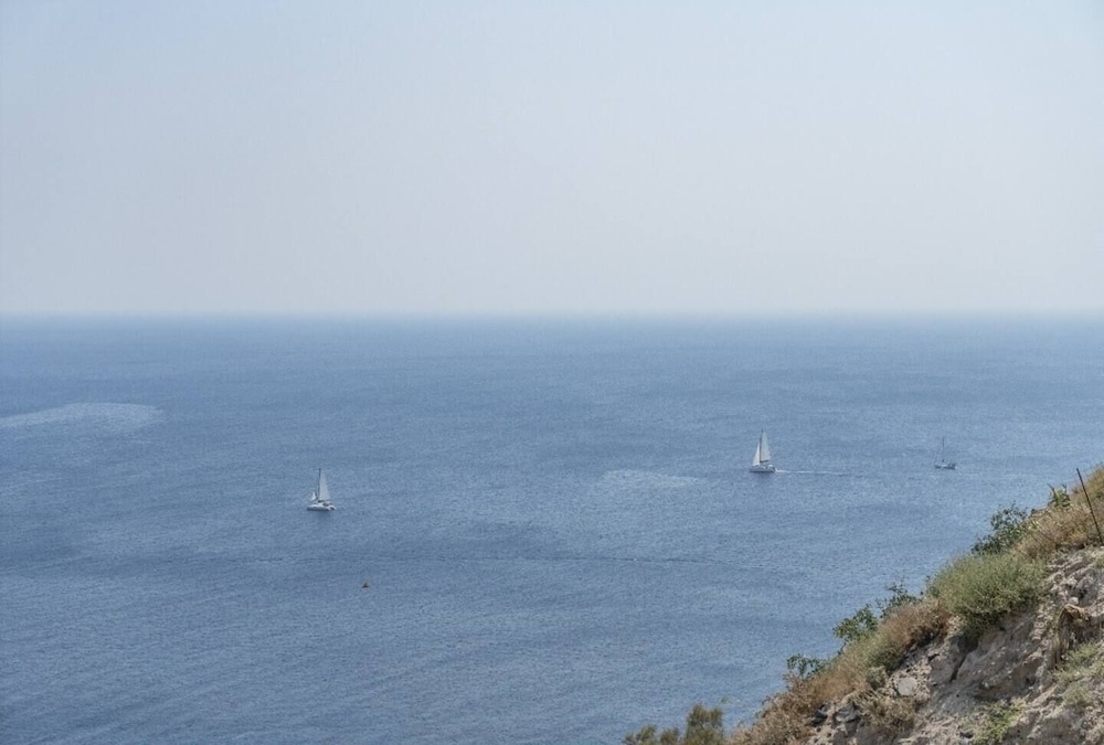 Santorita Suites view 4