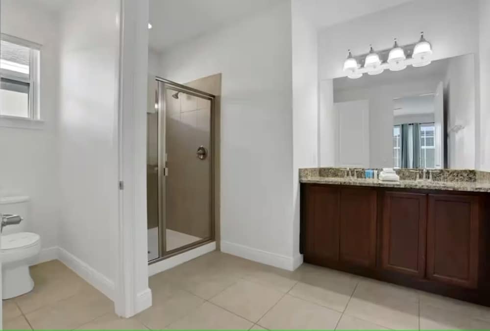 Encore Swanky
