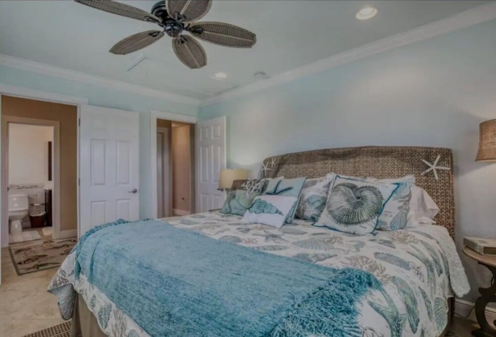 Relaxing 2/2 Get Away In The Lower Keys! 2 Bedroom Home by Redawning
