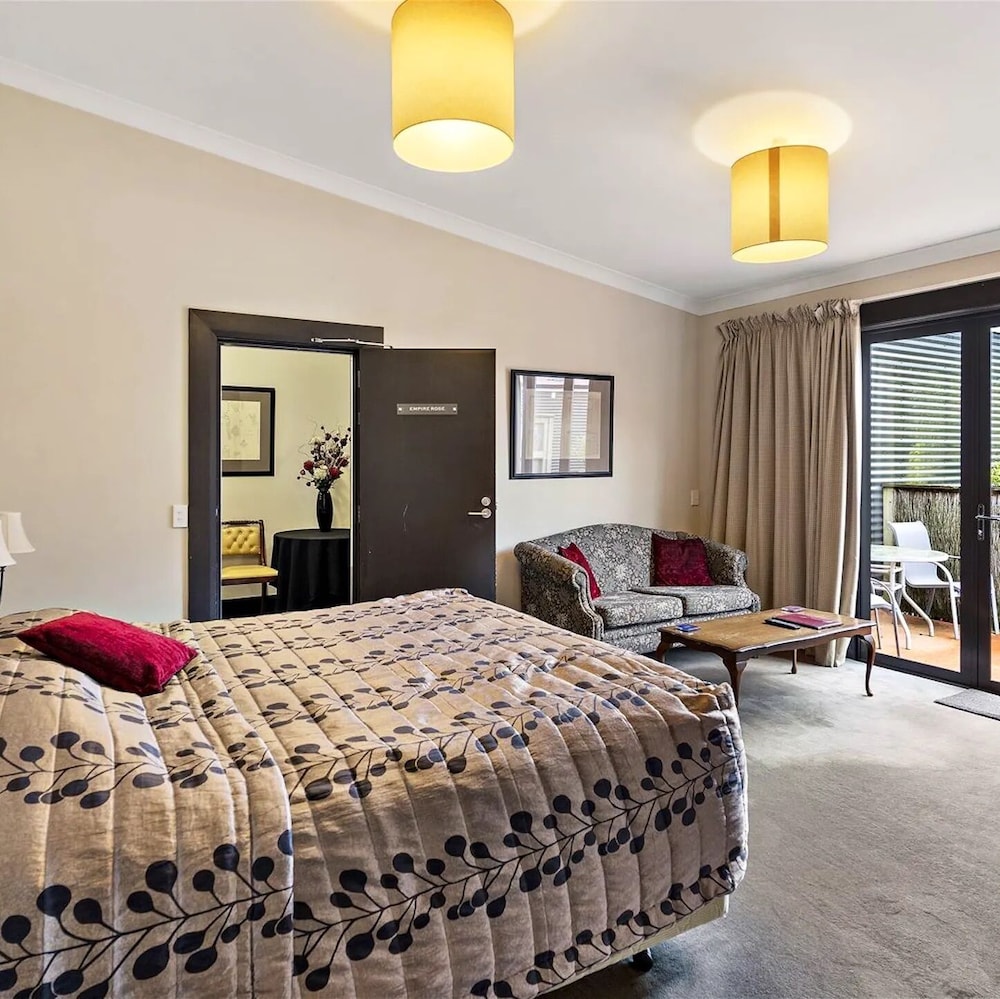 Gateway Motor Inn