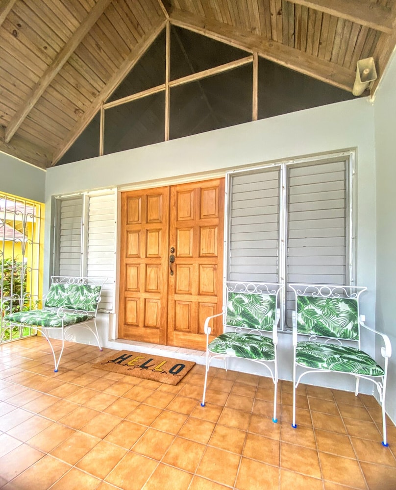 Ironshore Sugarmill Villa W Private Pool 6 Bedroom Villa