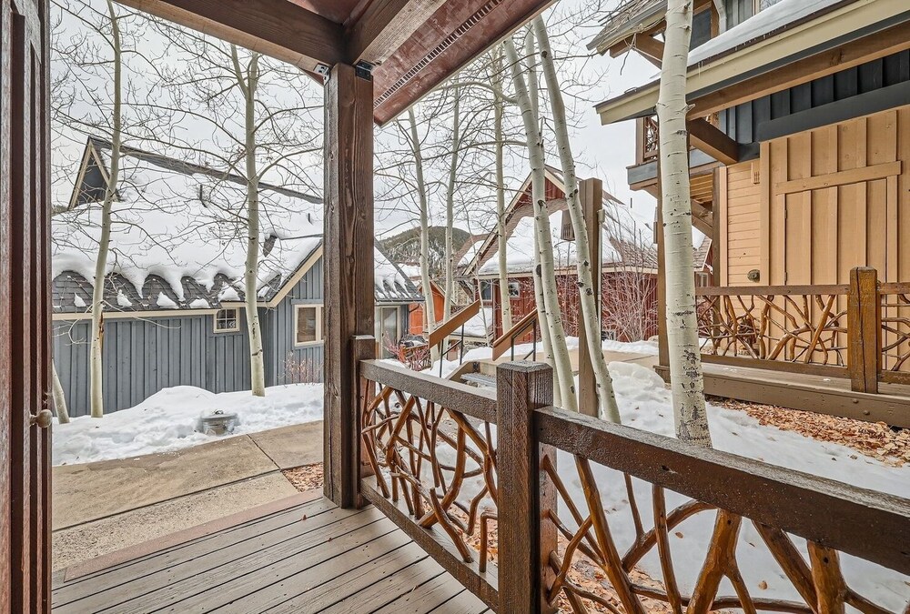 6 Cabin In The Pines 3 Bedroom Home