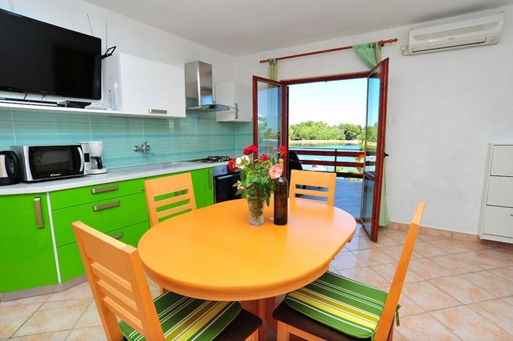 Ljilja - 10m From the sea With Parking - A2 view 3