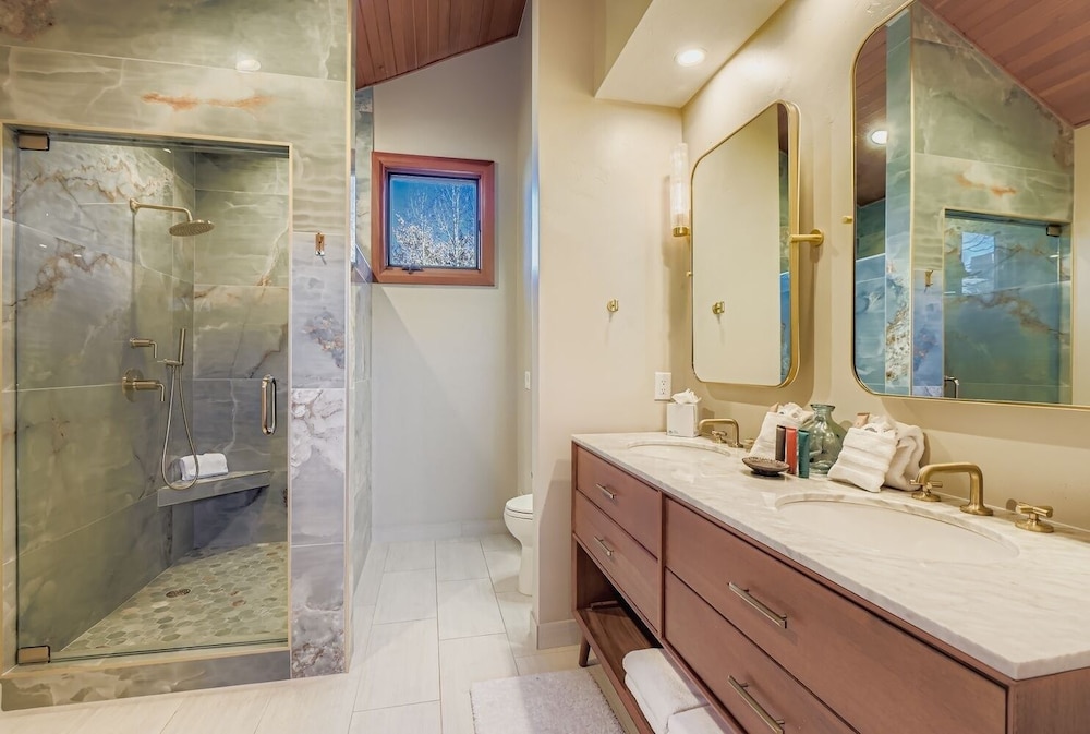 3br Deer Valley Family Retreat Hot Tub And Fireplace 7560 3 Bedroom Home
