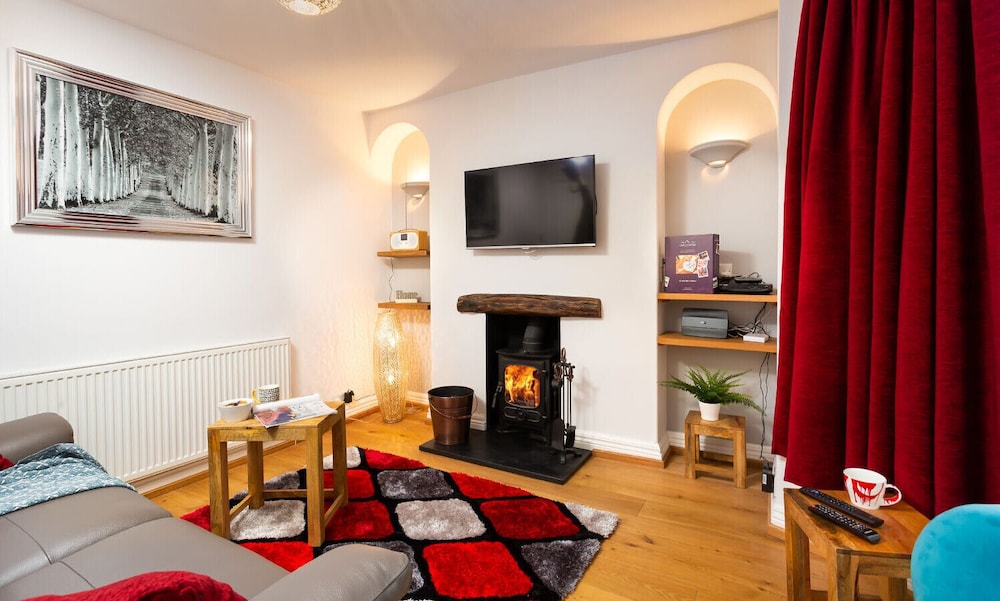 Oak Cottage