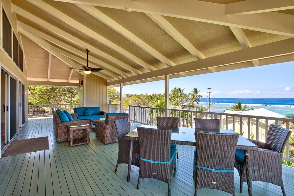Penthouse - Spectacular Ocean Views - Across From Snorkeling Beach- Vrkcv