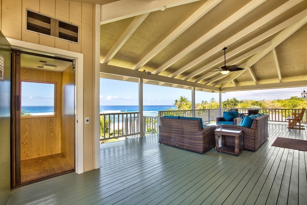 Penthouse - Spectacular Ocean Views - Across From Snorkeling Beach- Vrkcv