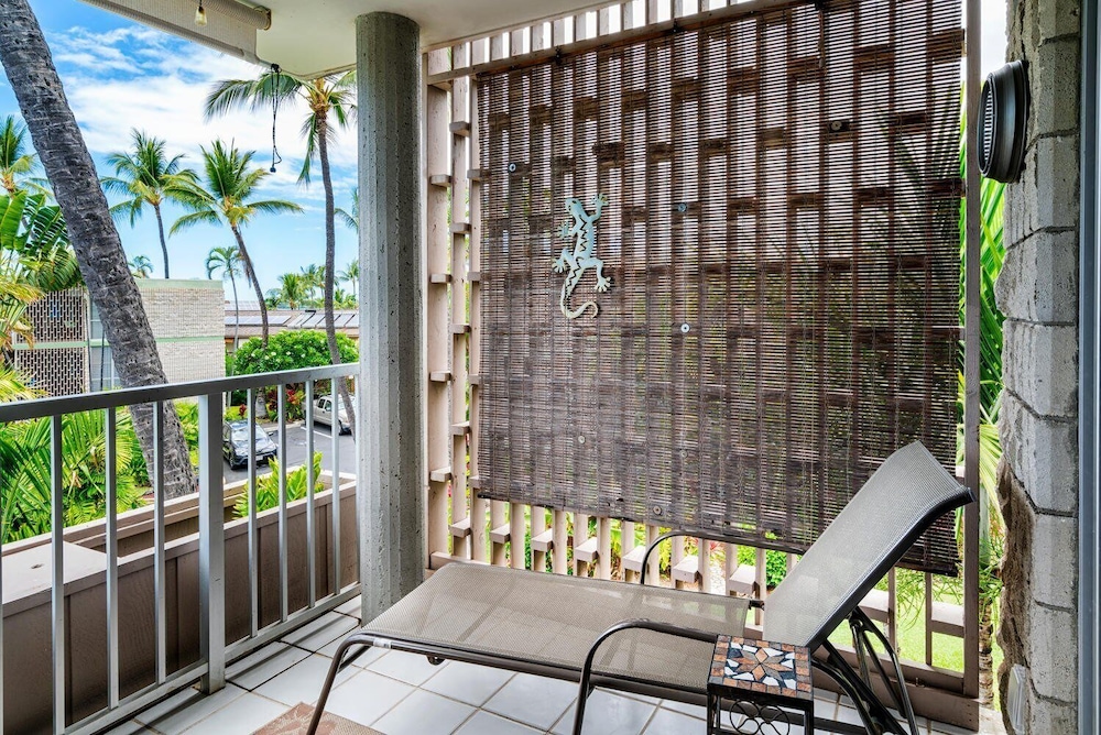 Beautiful Ocean Views - Top Floor - Concierge Included - Vrkcv