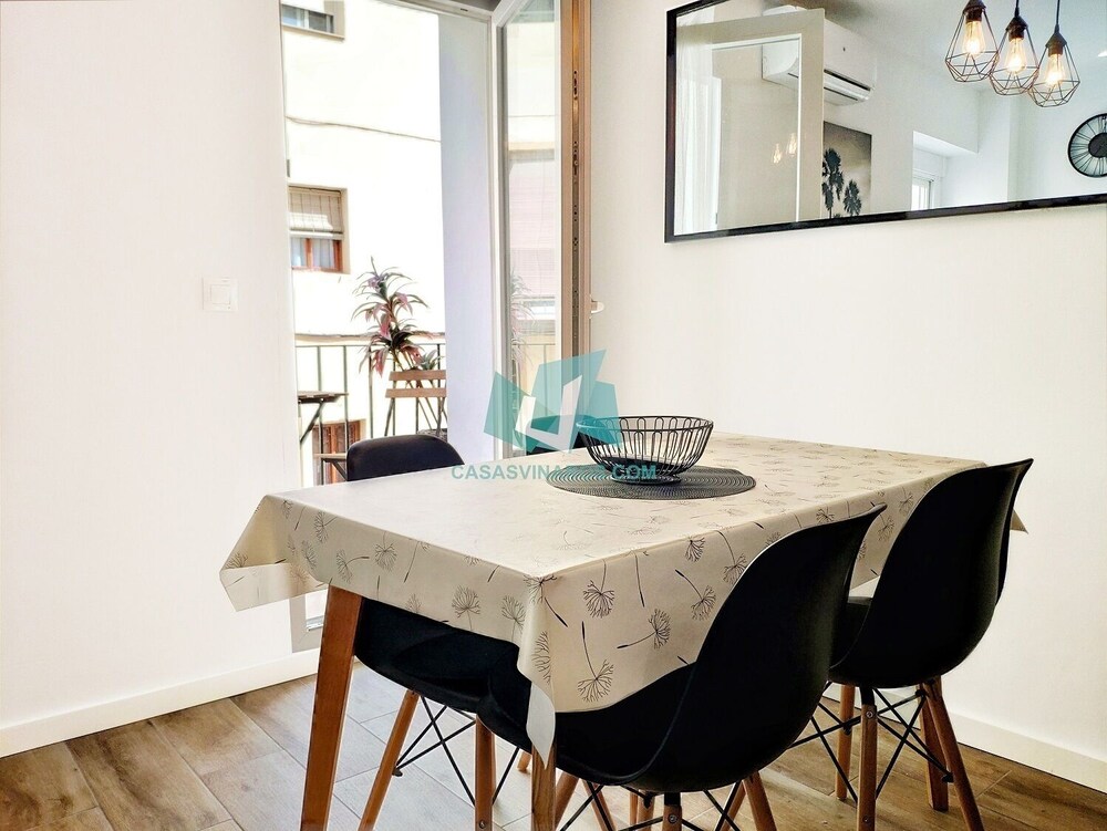 Holiday Apartment Near the Seafront Aircon and Wi-fi photo 1