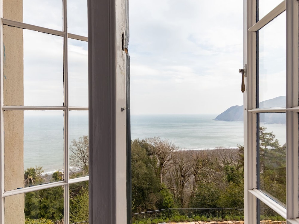 Lynton Vacations - Bayview Terrace - Property Image 13