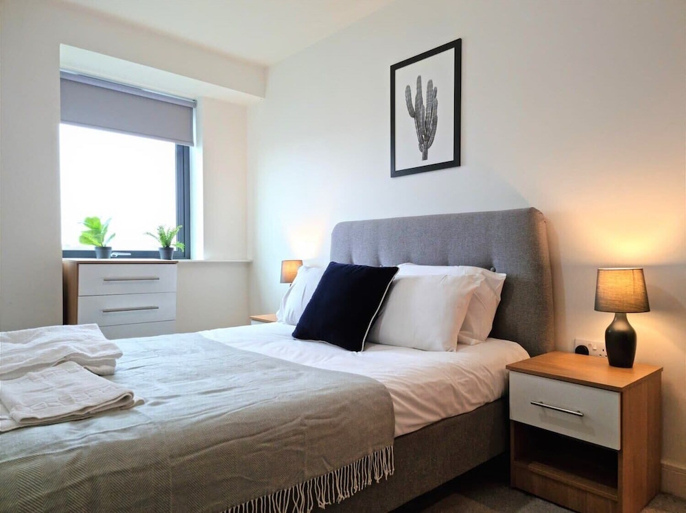 Luxury 1 bed Apartment 10 Mins to Bham City Centre
