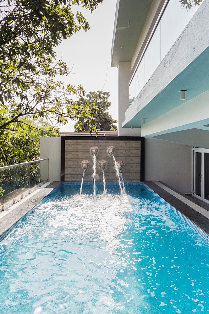 Red Door Villa by Shiloh Stays Igatpuri