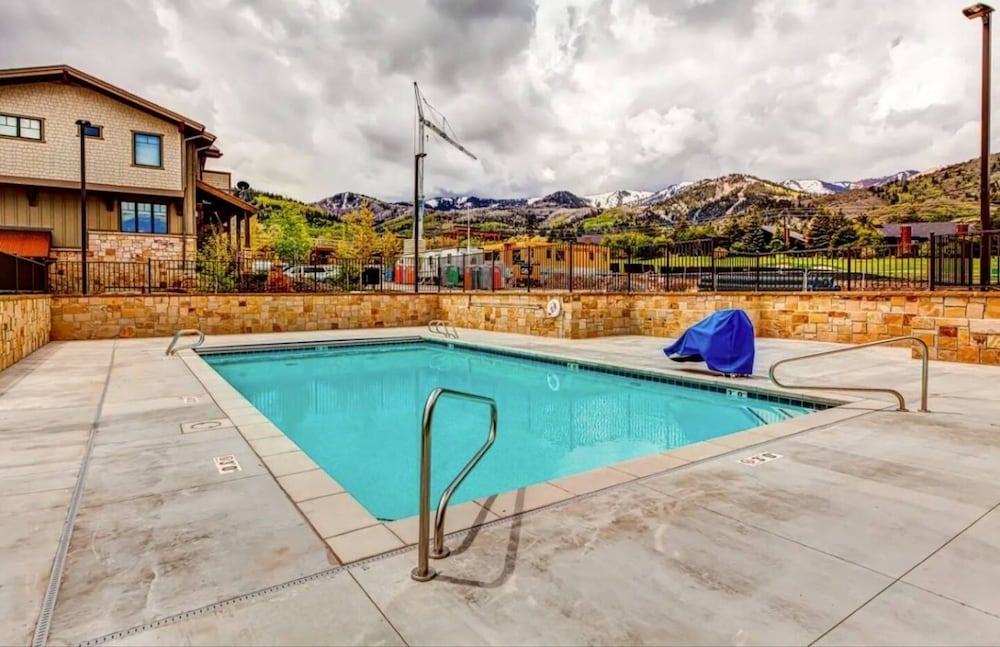 Park City Ski Resort Gems - Stunning Vacation Lodging