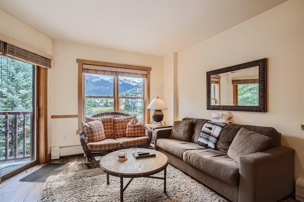 Copper Springs 209 2 Bedroom Condo by RedAwning