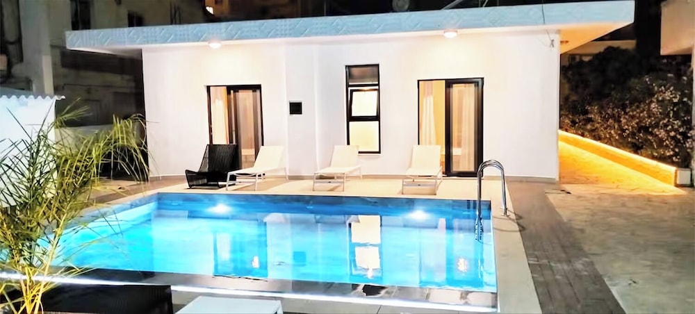 luxsuites