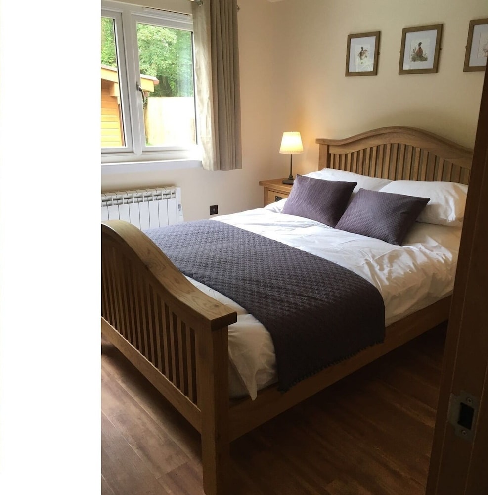 Shellow Lane Lodges