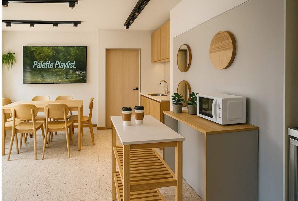 The Road Minihotel