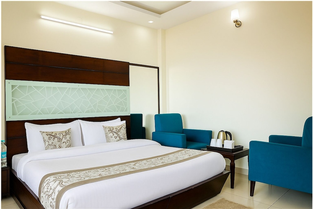 Hotel Winter Line Inn Near St Francis Monastery
