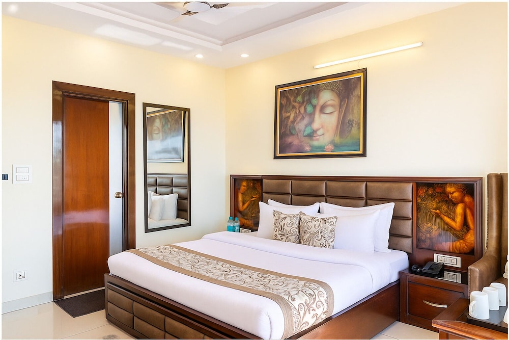 Hotel Winter Line Inn Near St Francis Monastery