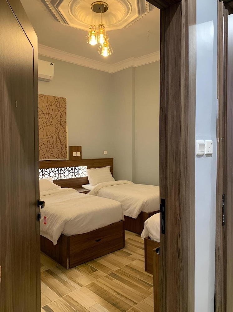 Aya Hostel For Shared Bedrooms view 2