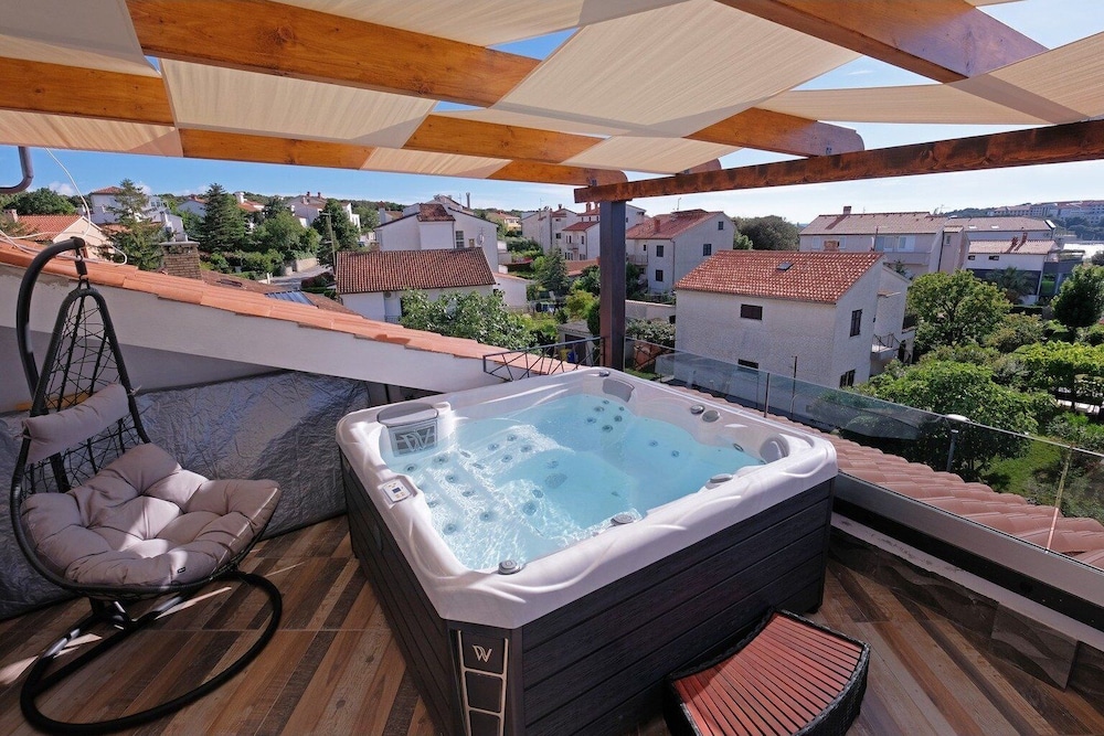 Penthouse Stella