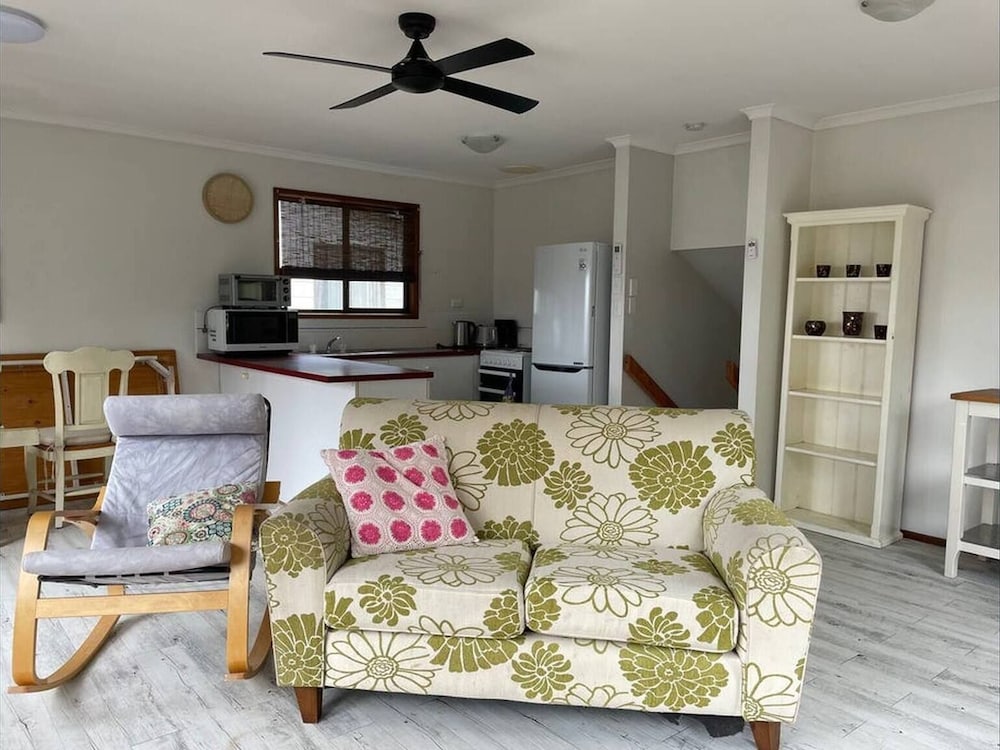Grantville Stay Comfy Home, Near Beaches and Phillip Island