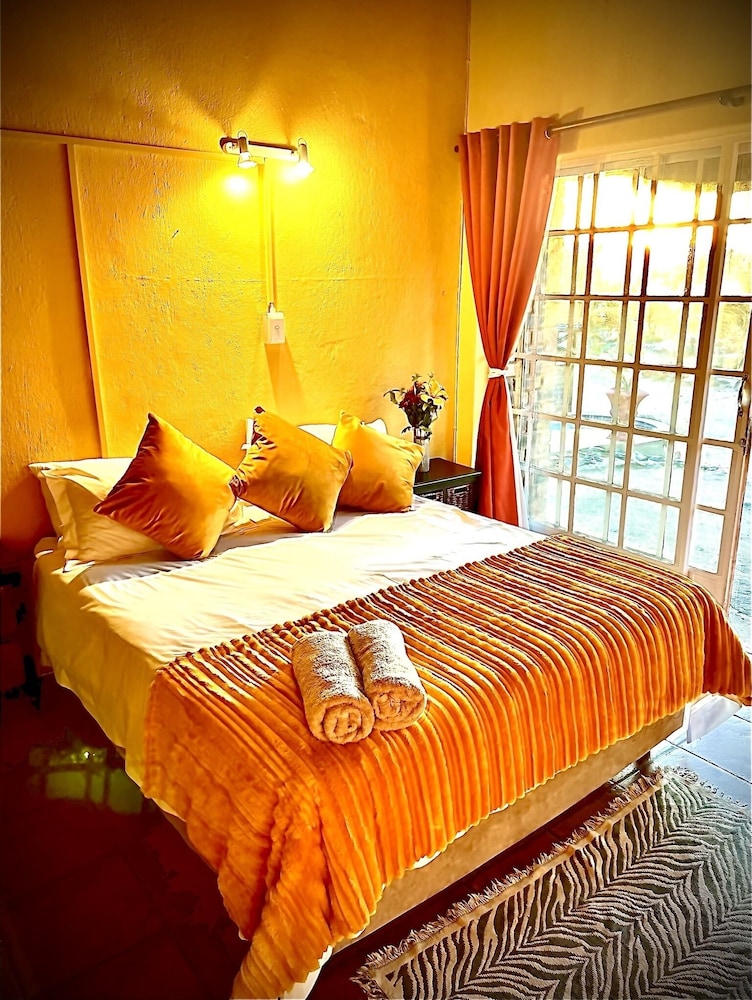 Manzini Swazi King Chalets