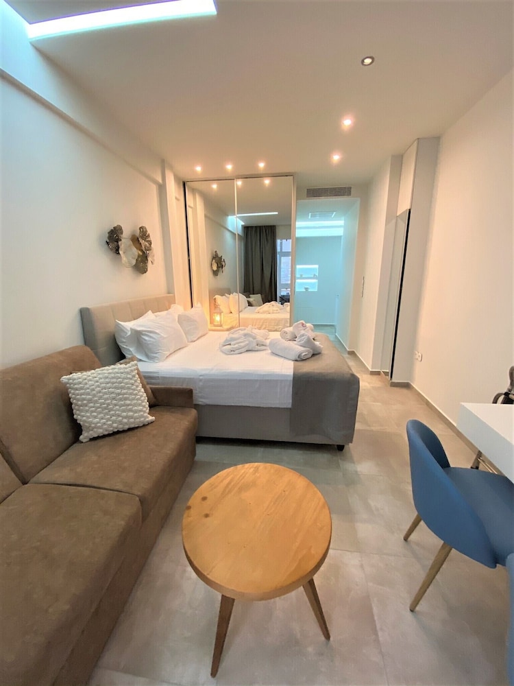 Chic Centre Suites Athens