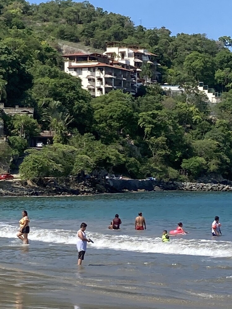 Photo 12