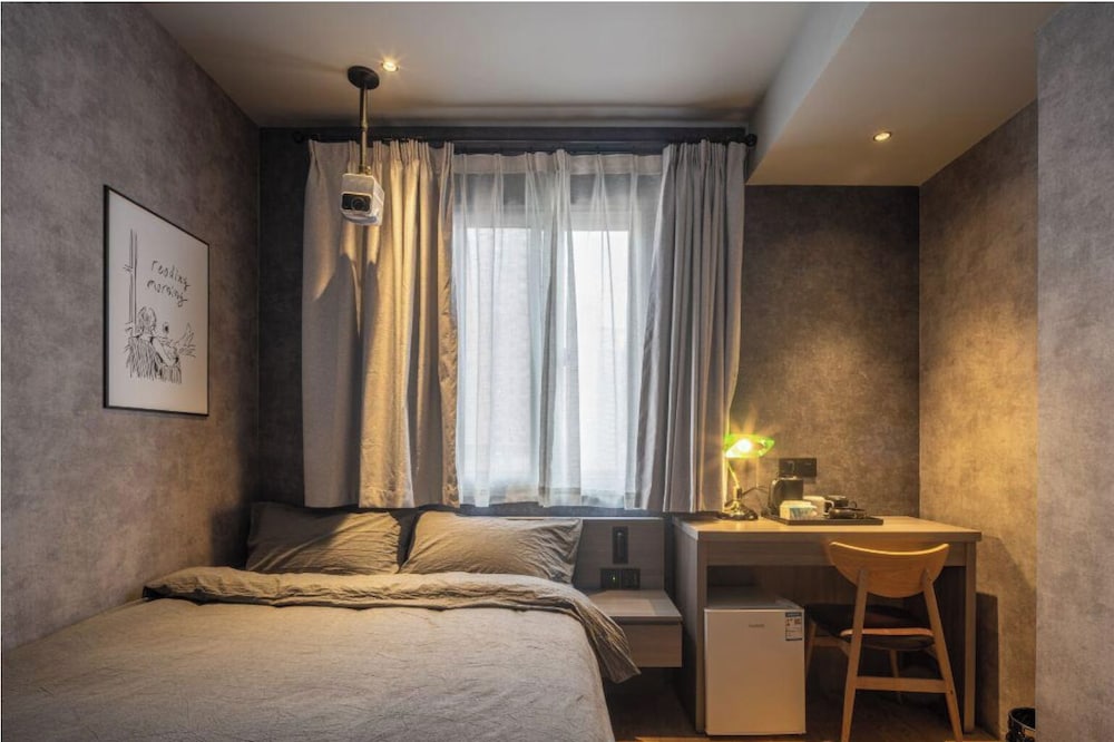 Iforest Youth Hotel - Nanjing Road Pedestrian Street Huanghe Road Store