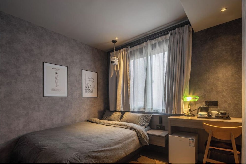 Iforest Youth Hotel - Nanjing Road Pedestrian Street Huanghe Road Store