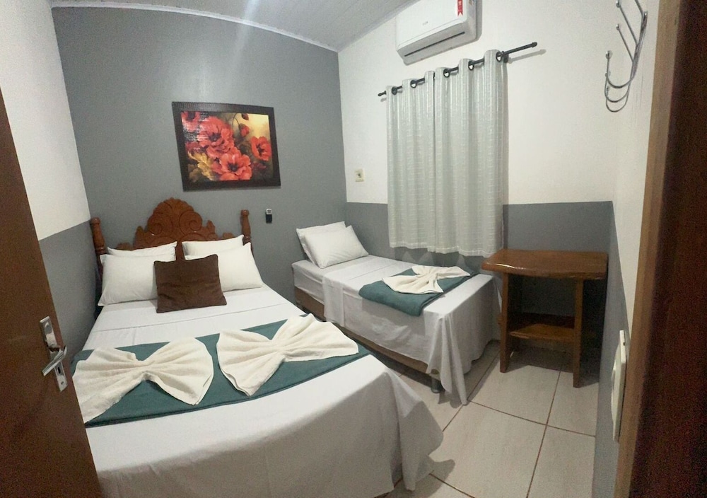 Casa Flor do Ipê Homes