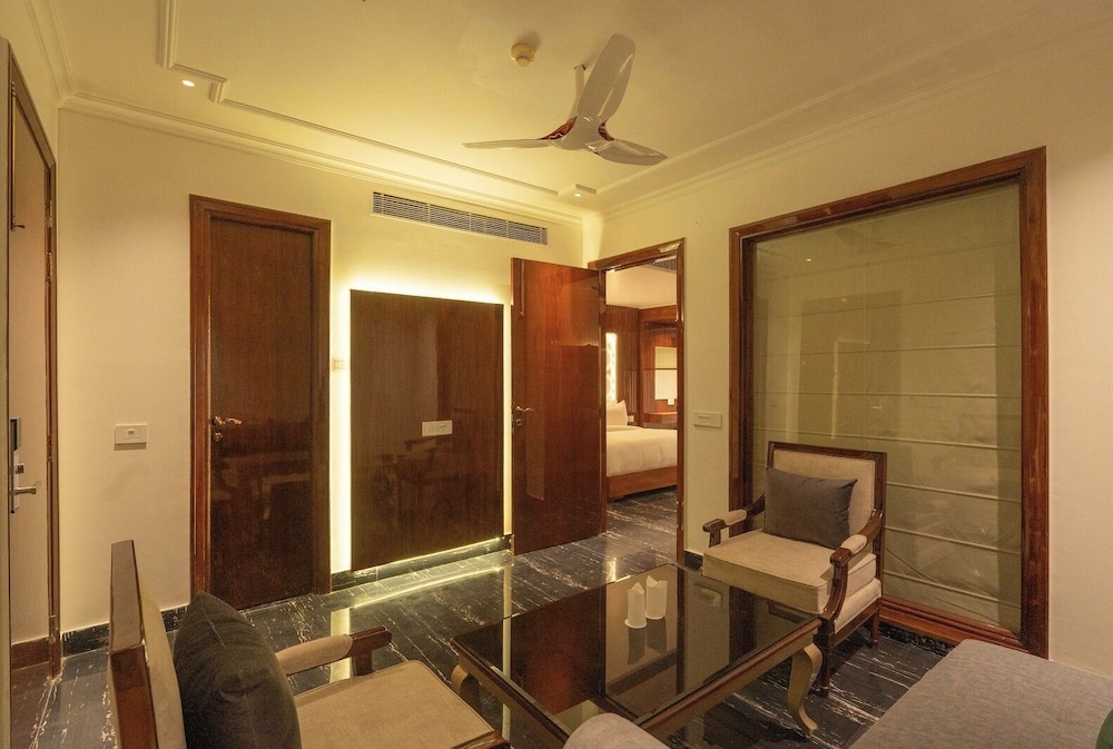 Gajraula Sukhdev Dhaba & Resort