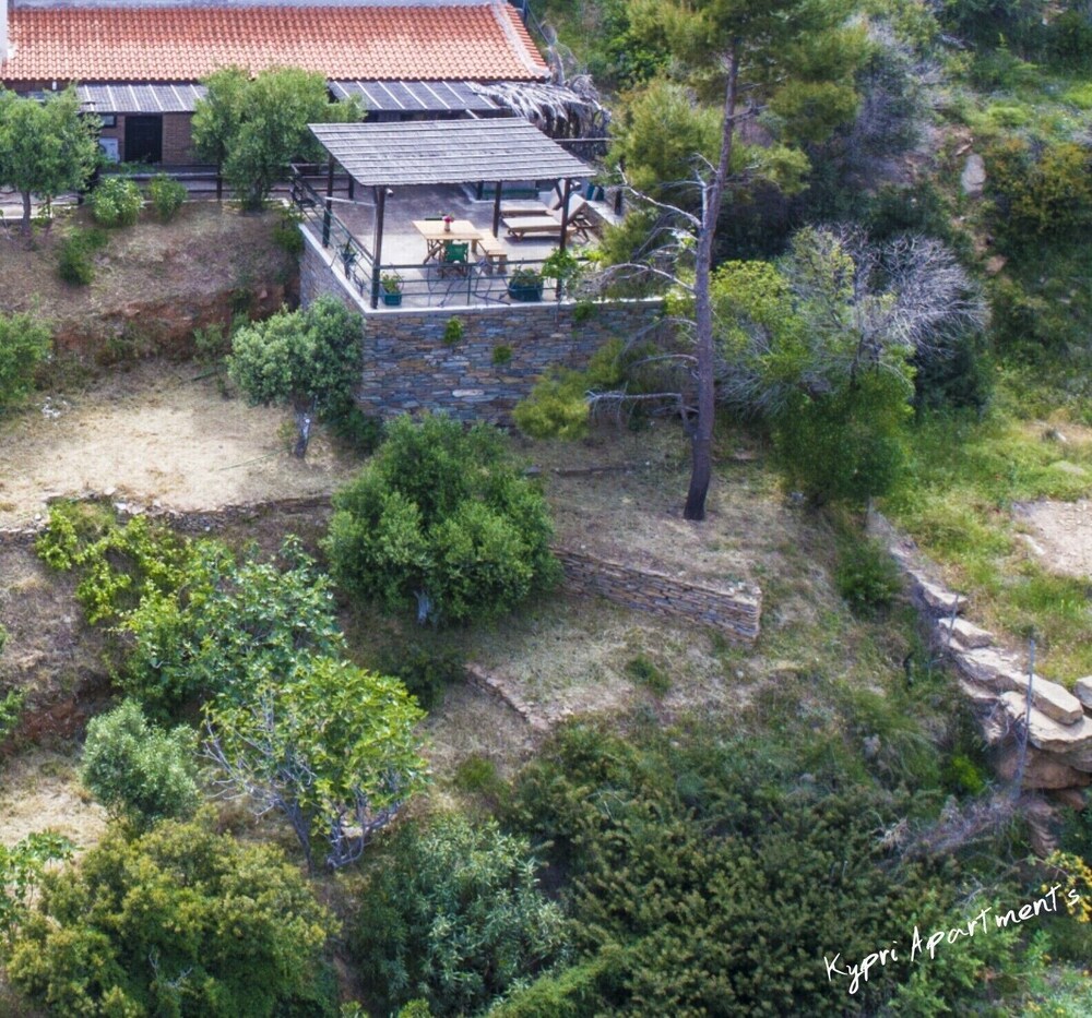 Kypri Apartments